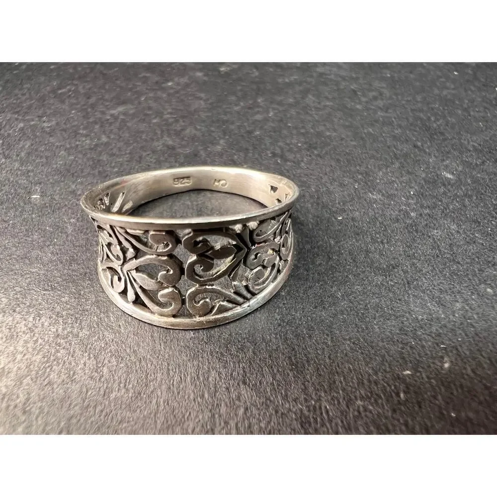 Vintage Sterling Silver Scrolling Delicate Design Ring Size 8